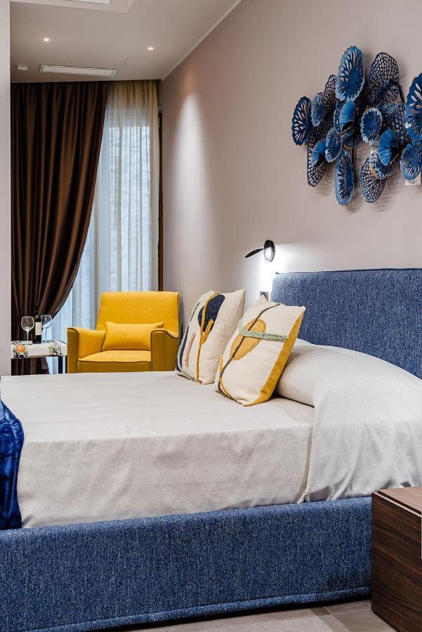 Bed and Breakfast De Gulia Charme And Relax Кастеллабате Екстер'єр фото